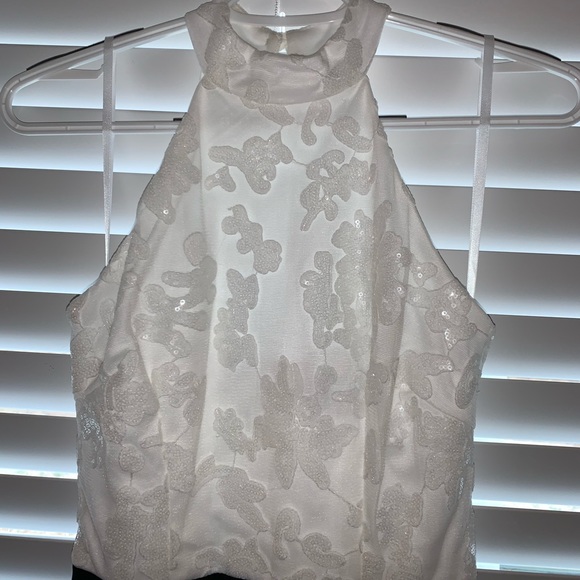 Sz 3/4  , Sequin High Neck , Black/White Gown EUC - Picture 1 of 4